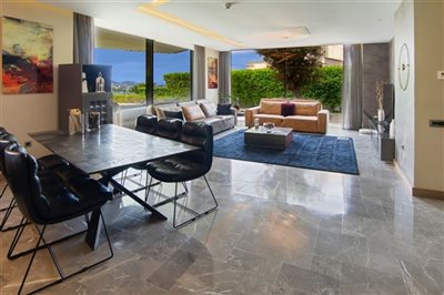 5-bedroom-2-lounge-expansive-villa-with-studi