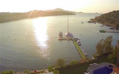 2500-sqm-private-beach-front-21-bedroom-villa