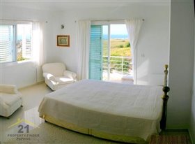 Image No.11-Villa de 4 chambres à vendre à Agios Georgios