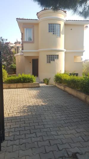 Image No.20-3 Bed Villa for sale