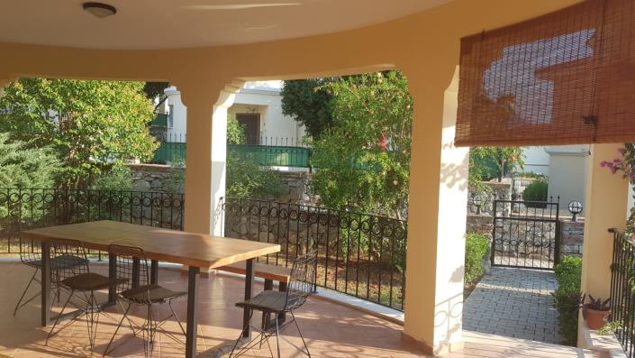 Image No.10-3 Bed Villa for sale