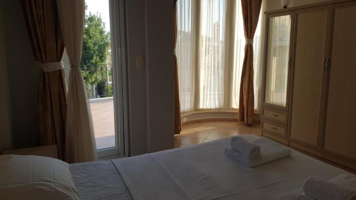 Image No.14-3 Bed Villa for sale