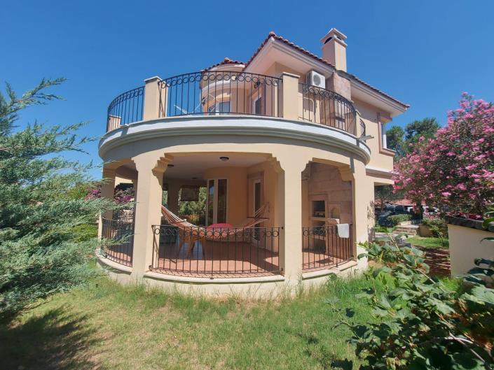 Image No.2-3 Bed Villa for sale