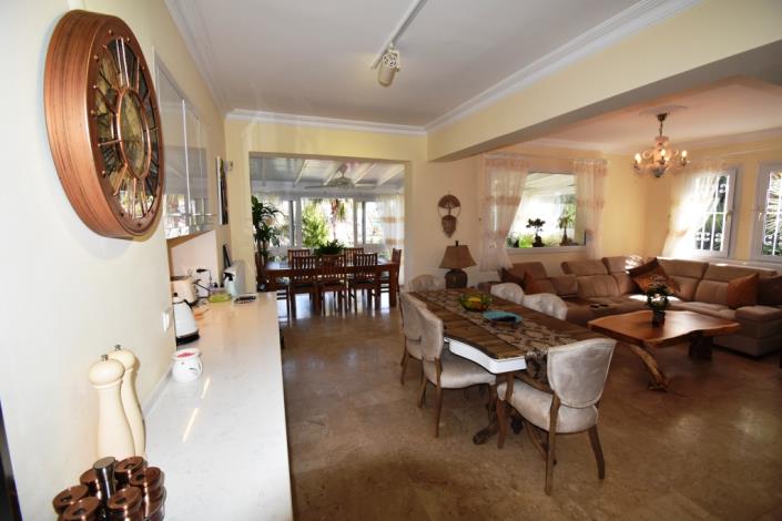 Image No.4-5 Bed Villa for sale