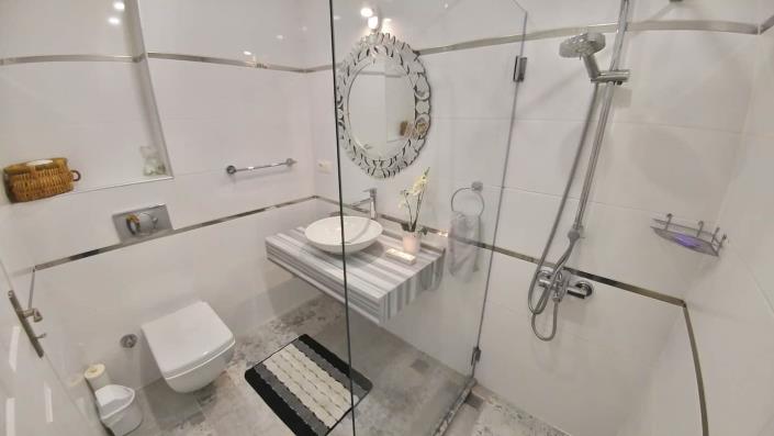 Image No.11-5 Bed Villa for sale