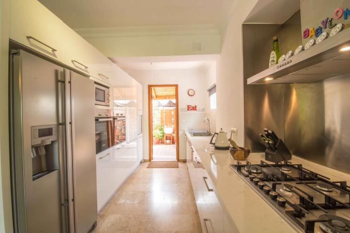 Image No.8-5 Bed Villa for sale