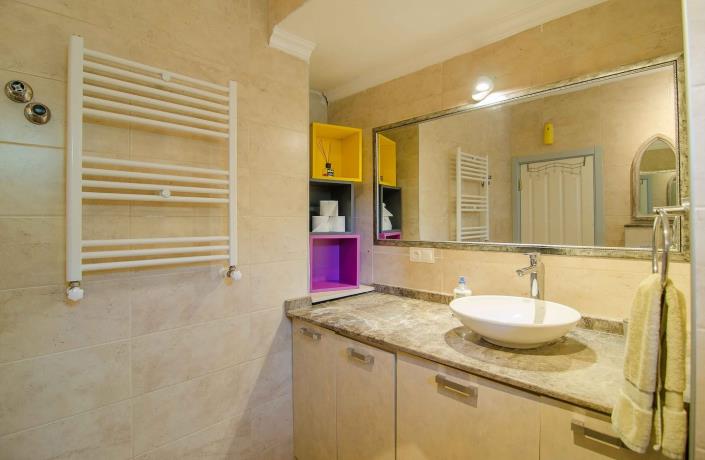 Image No.23-5 Bed Villa for sale