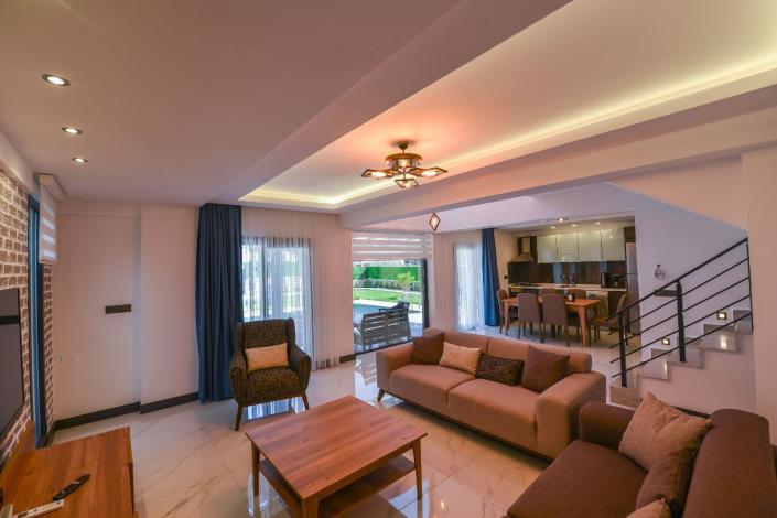 Image No.6-4 Bed Villa for sale