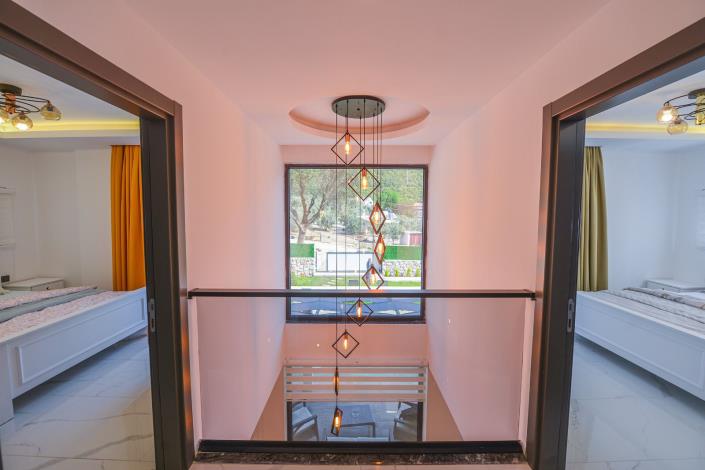 Image No.10-4 Bed Villa for sale