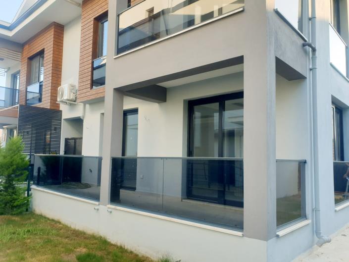 Image No.2-4 Bed Villa for sale