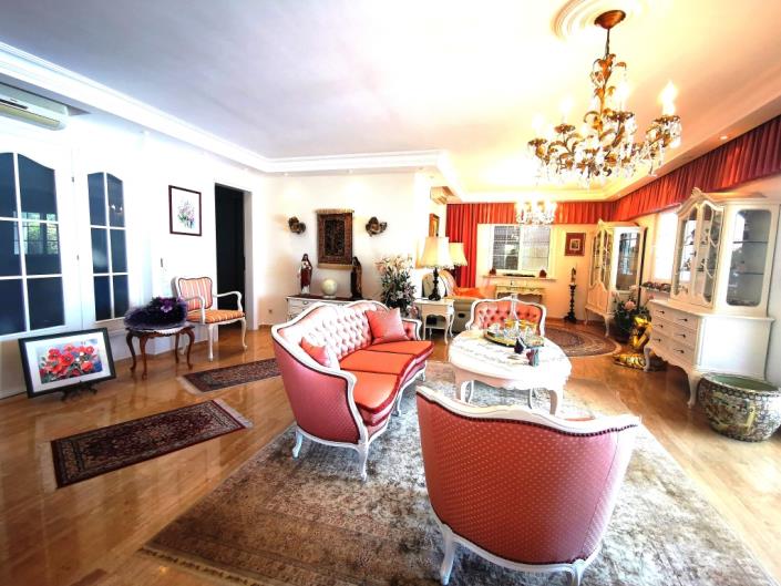 Image No.12-6 Bed Villa for sale