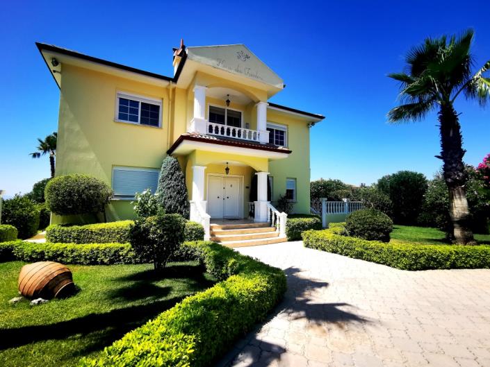 Image No.9-6 Bed Villa for sale