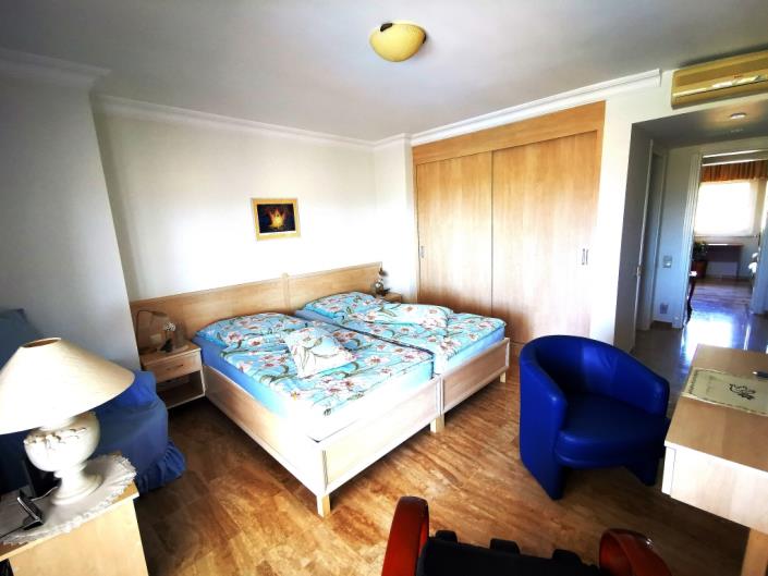 Image No.25-6 Bed Villa for sale