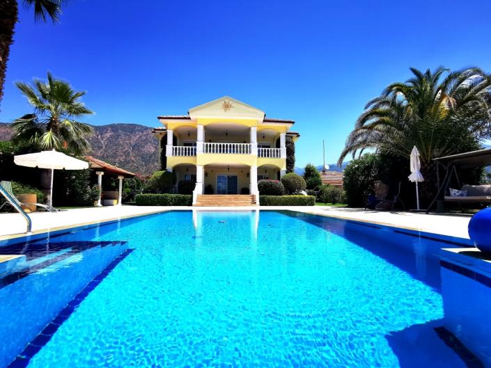 Image No.28-6 Bed Villa for sale