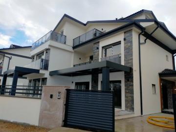 Villa de 4 chambres à vendre à Çalis