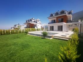 Image No.1-Villa de 3 chambres à vendre à Ovacik
