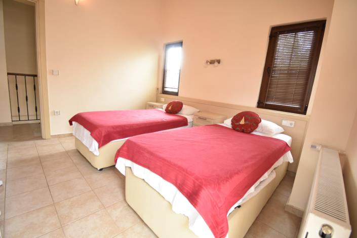 Image No.17-3 Bed Villa for sale