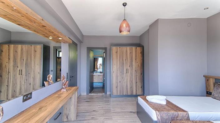 Image No.18-3 Bed Villa for sale