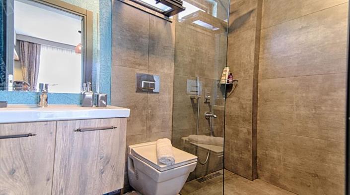 Image No.21-3 Bed Villa for sale