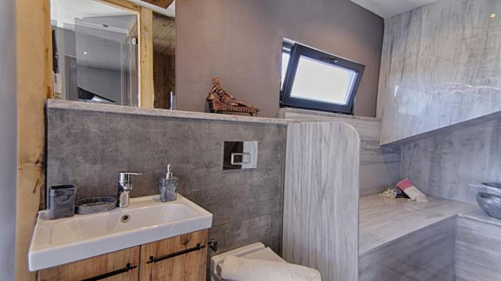 Image No.23-3 Bed Villa for sale