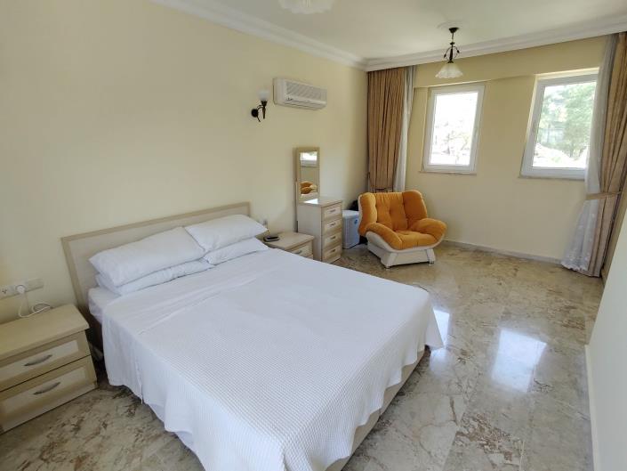 Image No.18-2 Bed Villa for sale