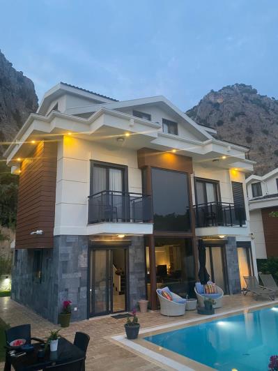 Image No.19-4 Bed Villa for sale