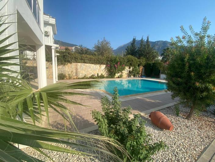 Image No.3-4 Bed Villa for sale