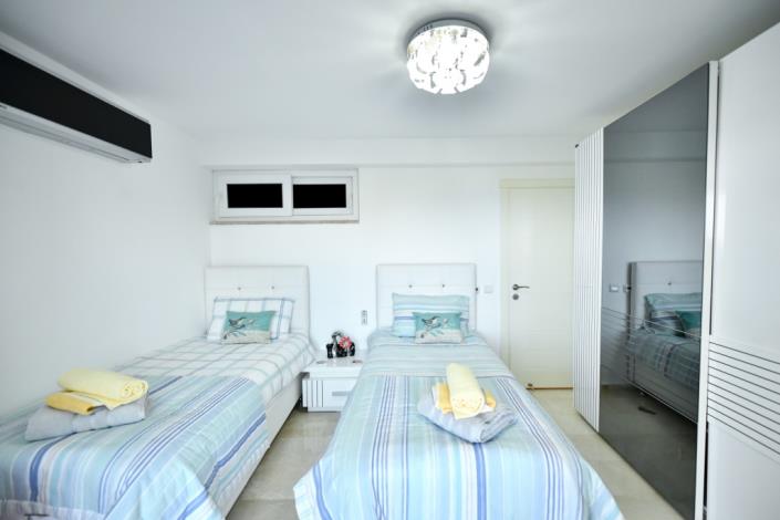 Image No.23-5 Bed Villa for sale