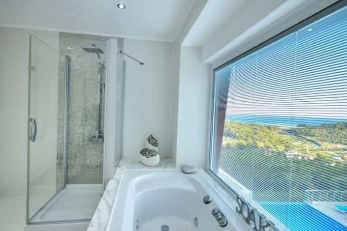 Image No.32-5 Bed Villa for sale