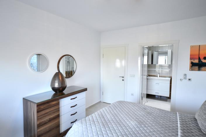 Image No.35-5 Bed Villa for sale