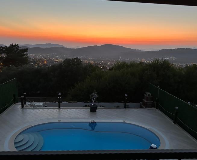 Image No.19-5 Bed Villa for sale