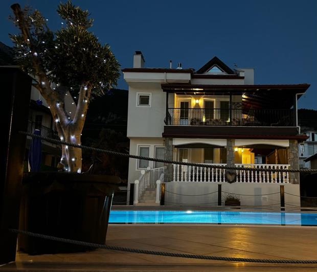 Image No.20-5 Bed Villa for sale