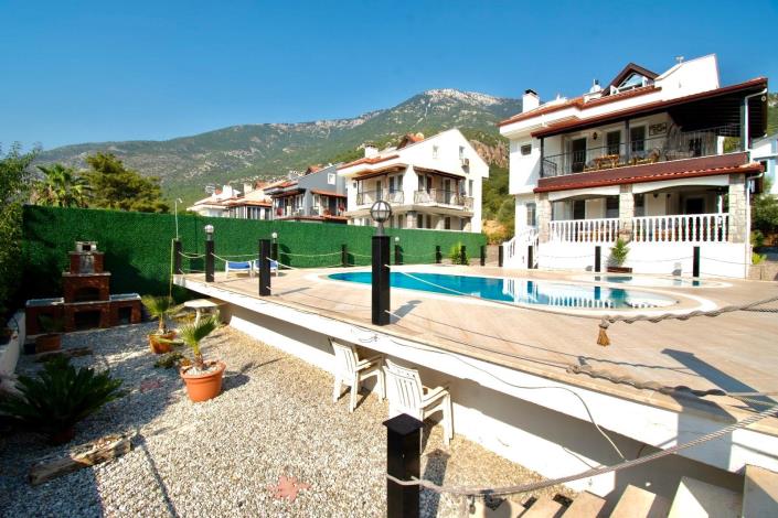 Image No.3-5 Bed Villa for sale