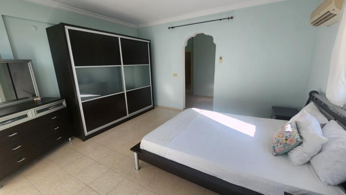 Image No.12-4 Bed Villa for sale