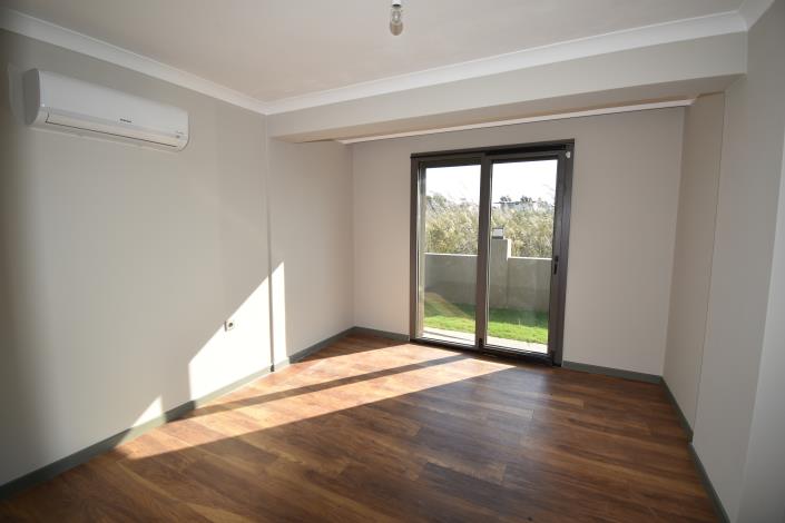 Image No.15-4 Bed Villa for sale