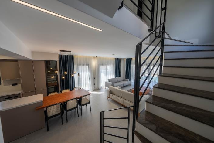 Image No.4-4 Bed Villa for sale