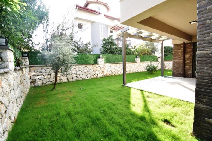 Image No.18-3 Bed Villa for sale