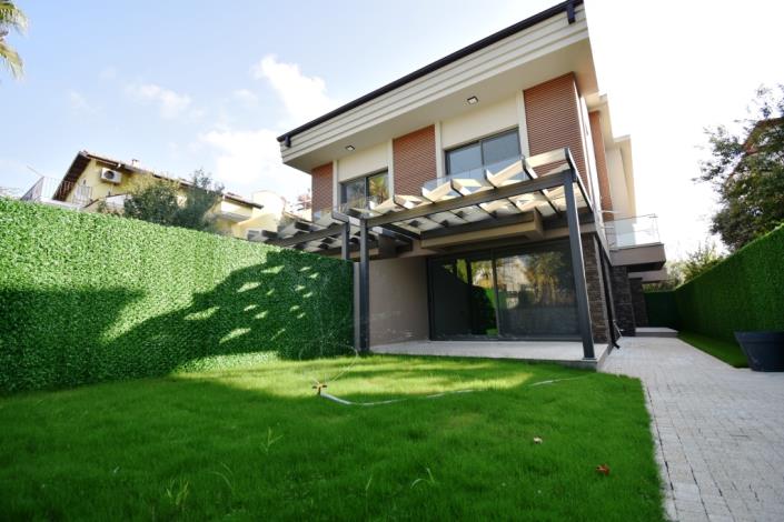 Image No.1-Villa de 3 chambres à vendre à Fethiye
