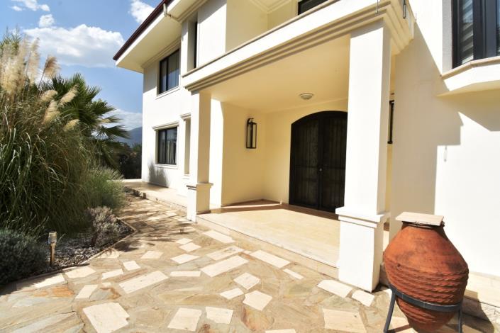 Image No.5-5 Bed Villa for sale