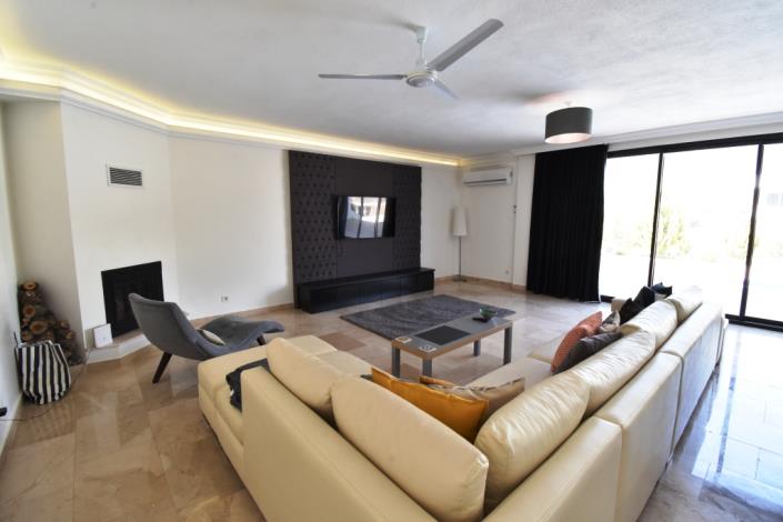 Image No.9-5 Bed Villa for sale