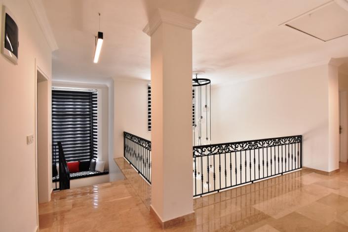 Image No.17-5 Bed Villa for sale