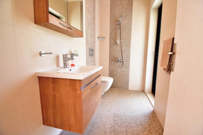 Image No.19-5 Bed Villa for sale