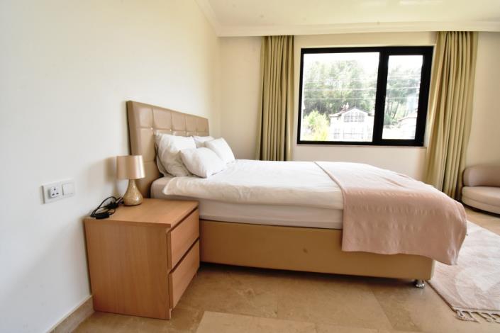 Image No.20-5 Bed Villa for sale