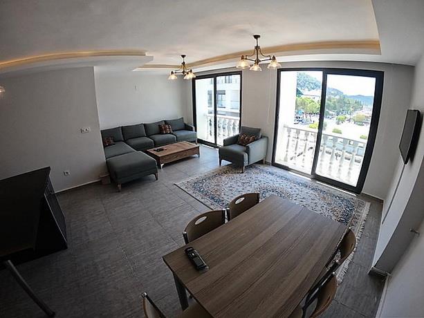 Image No.4-4 Bed Apartment for sale