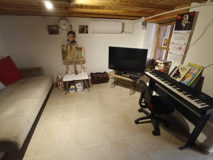 Image No.8-3 Bed Country House for sale