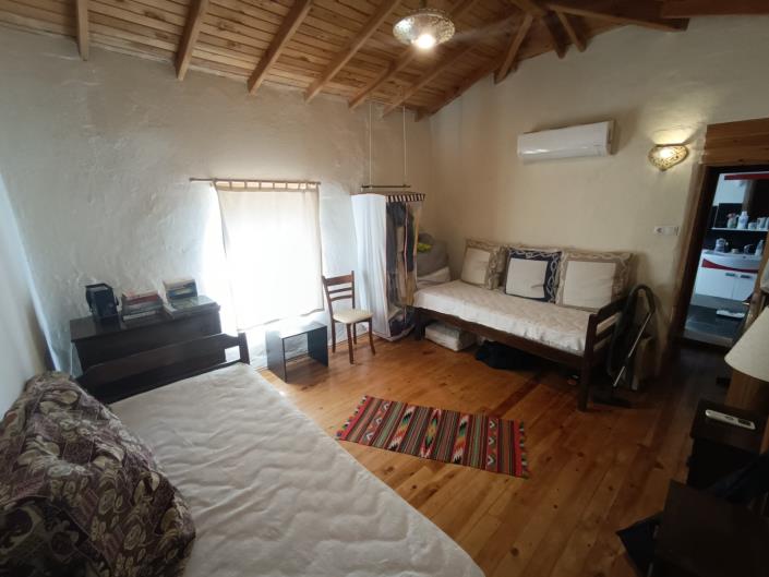 Image No.11-3 Bed Country House for sale