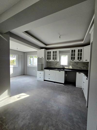 Image No.9-6 Bed Villa for sale