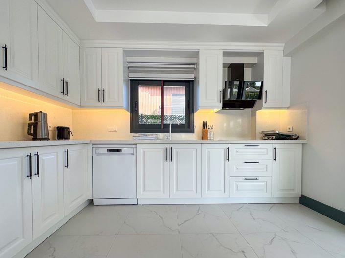 Image No.5-4 Bed Villa for sale