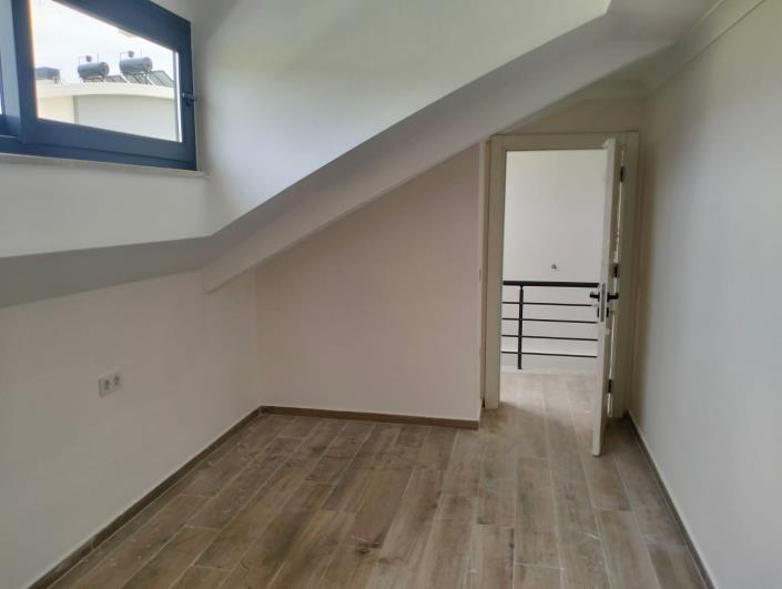 Image No.12-3 Bed Apartment for sale