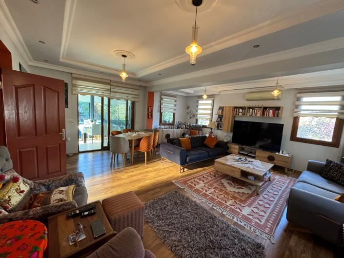 Image No.9-Villa de 4 chambres à vendre à Hisaronu